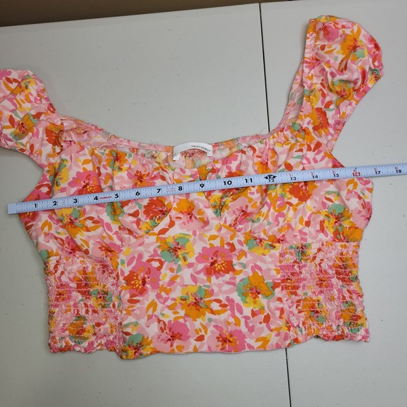 Heatherly Women's Floral Smocked Crop Top Off Shoulder Short Sleeve Size Medium - Picture 7 of 8